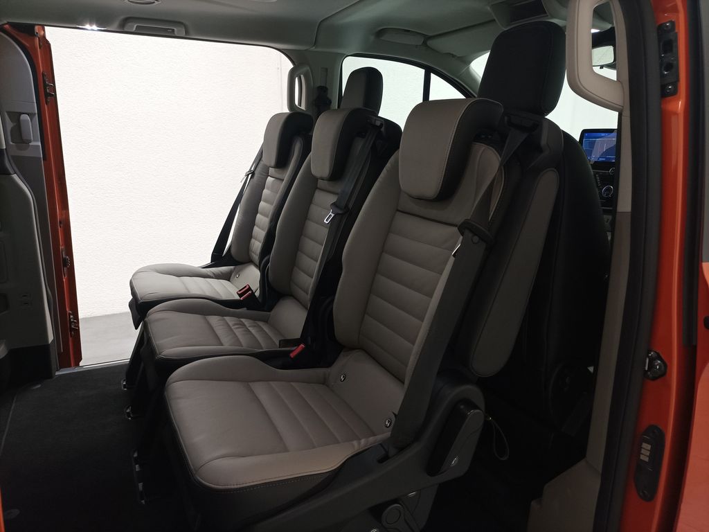 Ford Tourneo Custom 2021