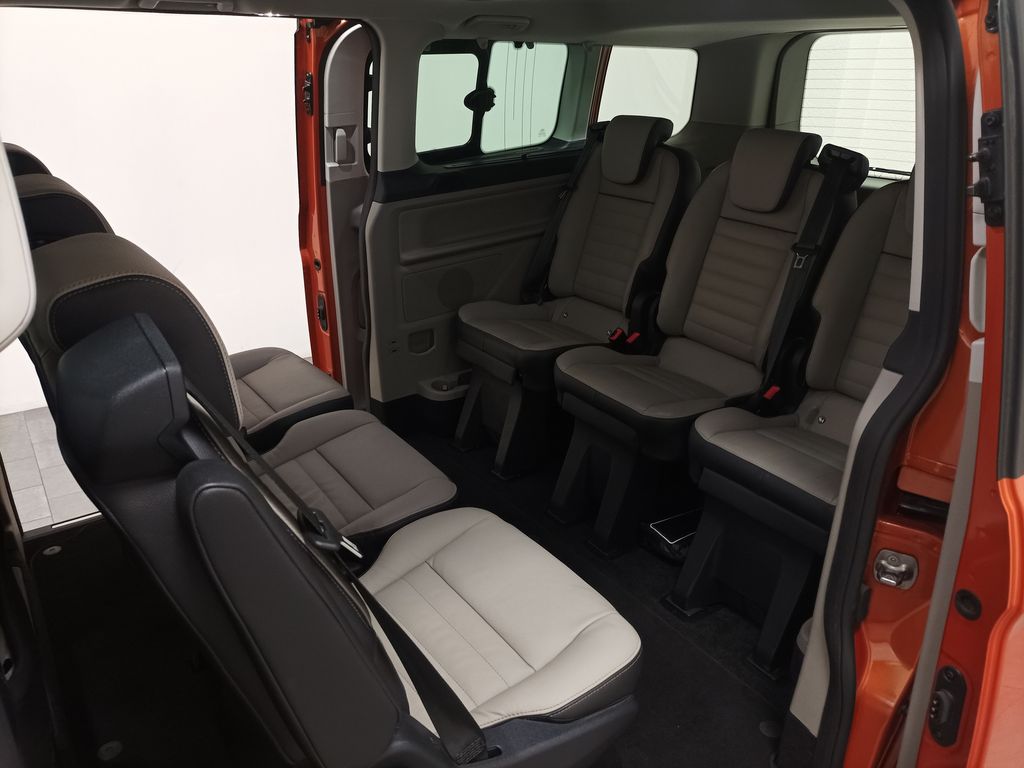 Ford Tourneo Custom 2021