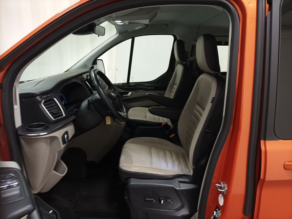 Ford Tourneo Custom 2021