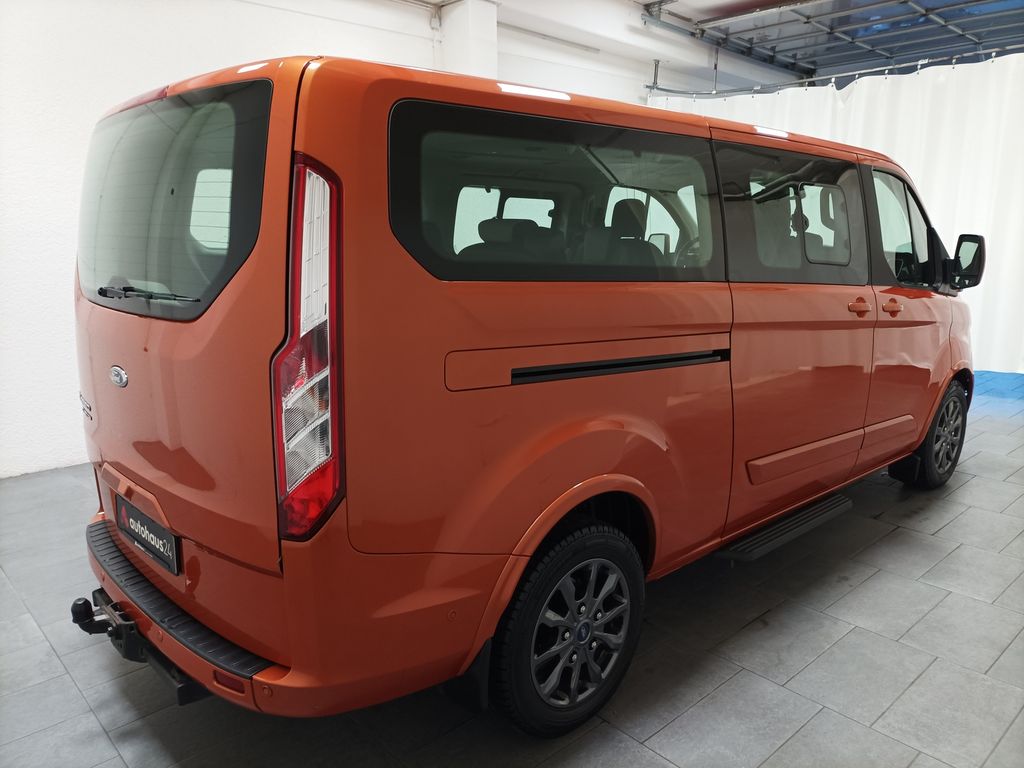 Ford Tourneo Custom 2021