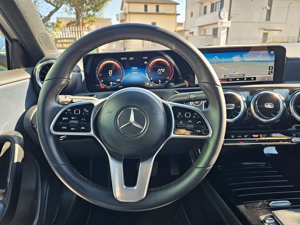 Mercedes-Benz A 180 2021