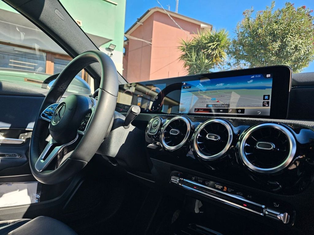 Mercedes-Benz A 180 2021