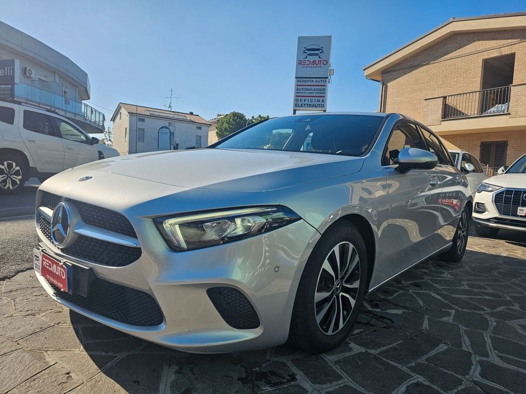 Mercedes-Benz A 180 2021