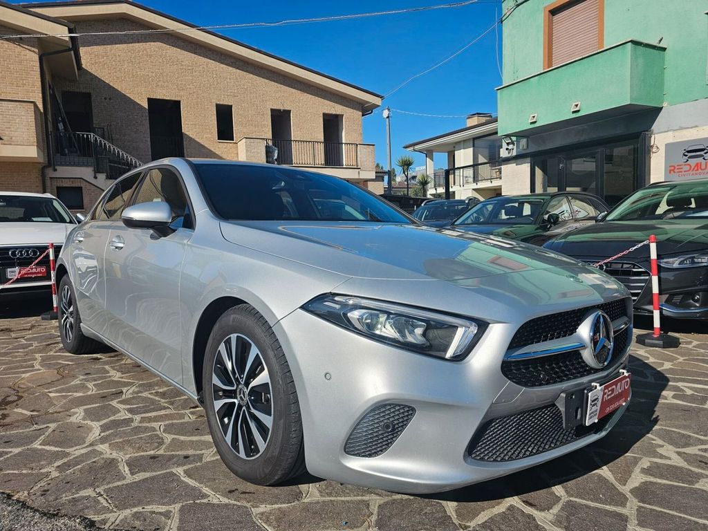 Mercedes-Benz A 180 2021