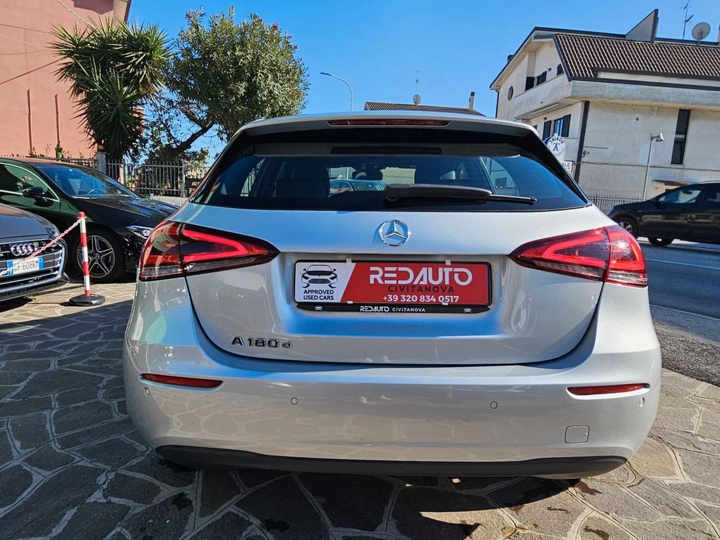 Mercedes-Benz A 180 2021