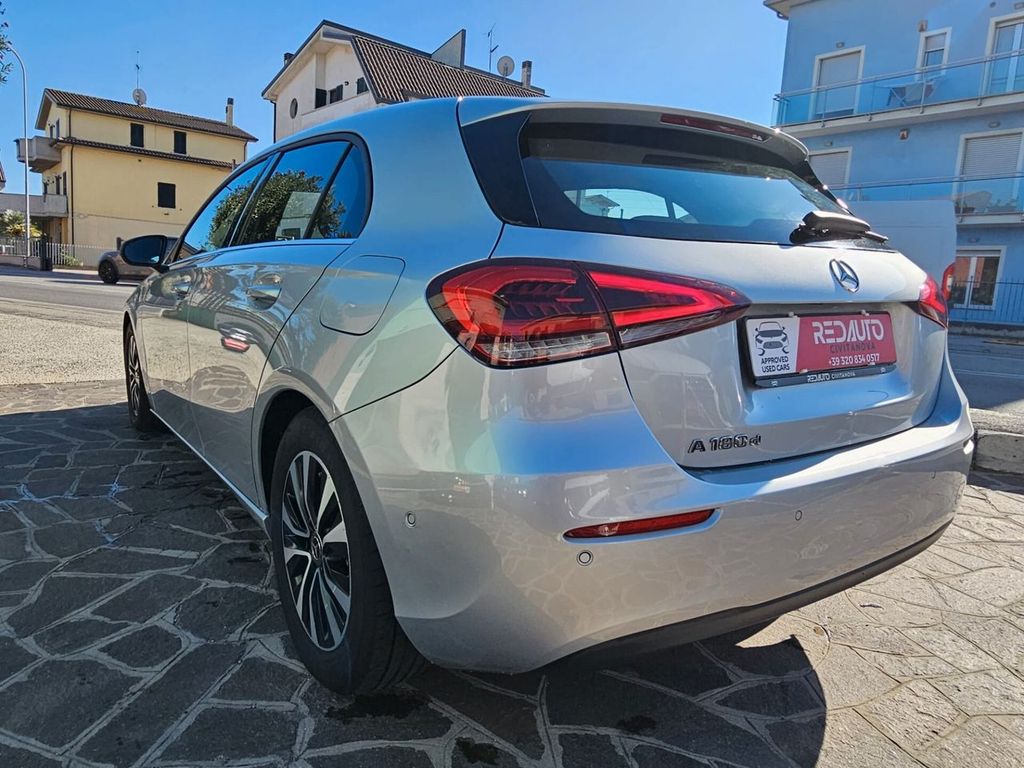 Mercedes-Benz A 180 2021