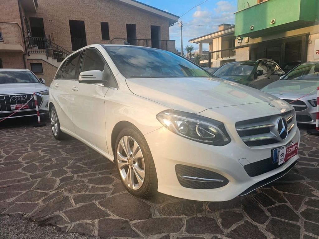 Mercedes-Benz B 180 2016