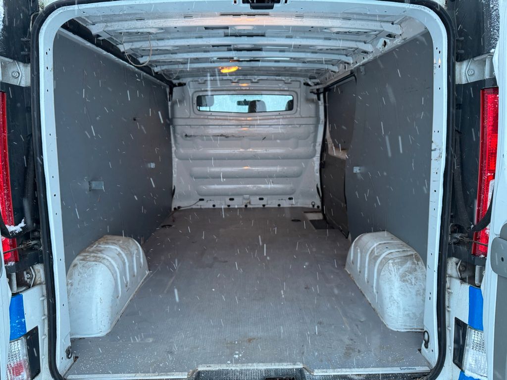 Nissan Primastar 2014