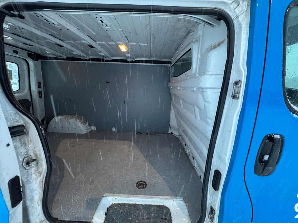 Nissan Primastar 2014