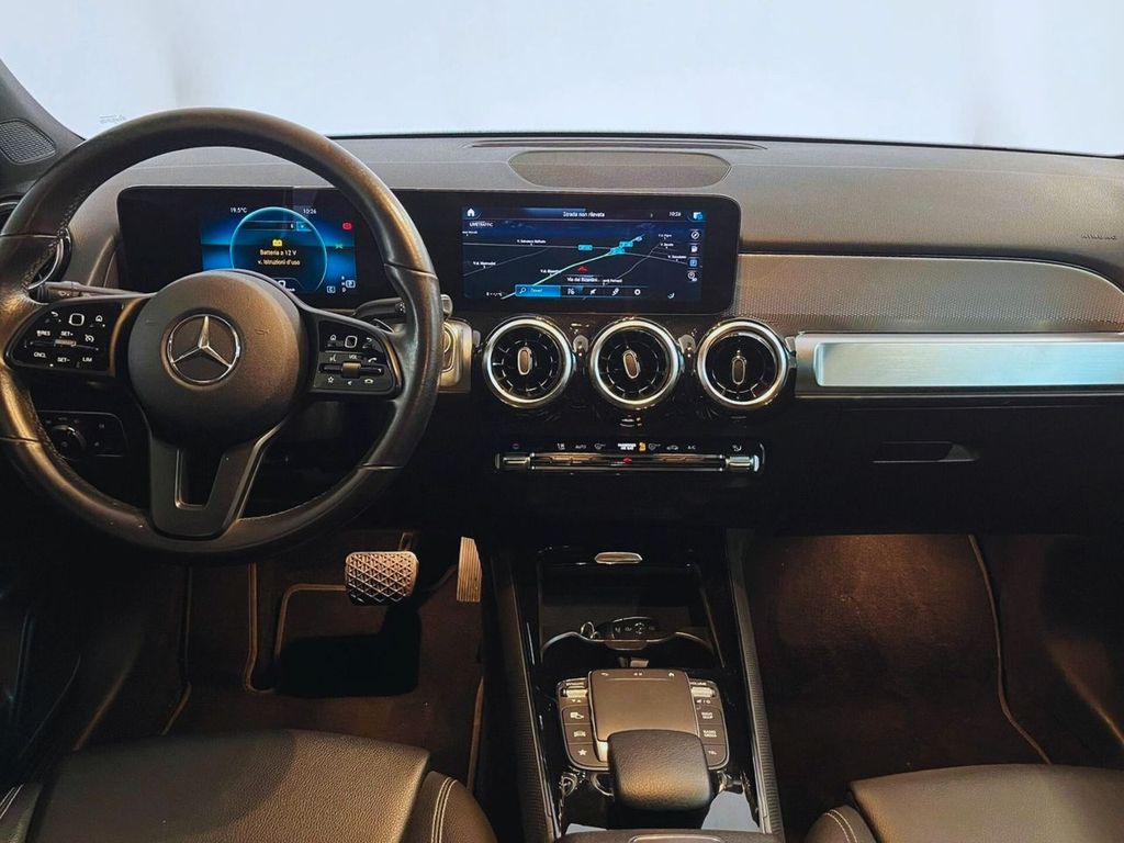 Mercedes-Benz GLB 180 2021