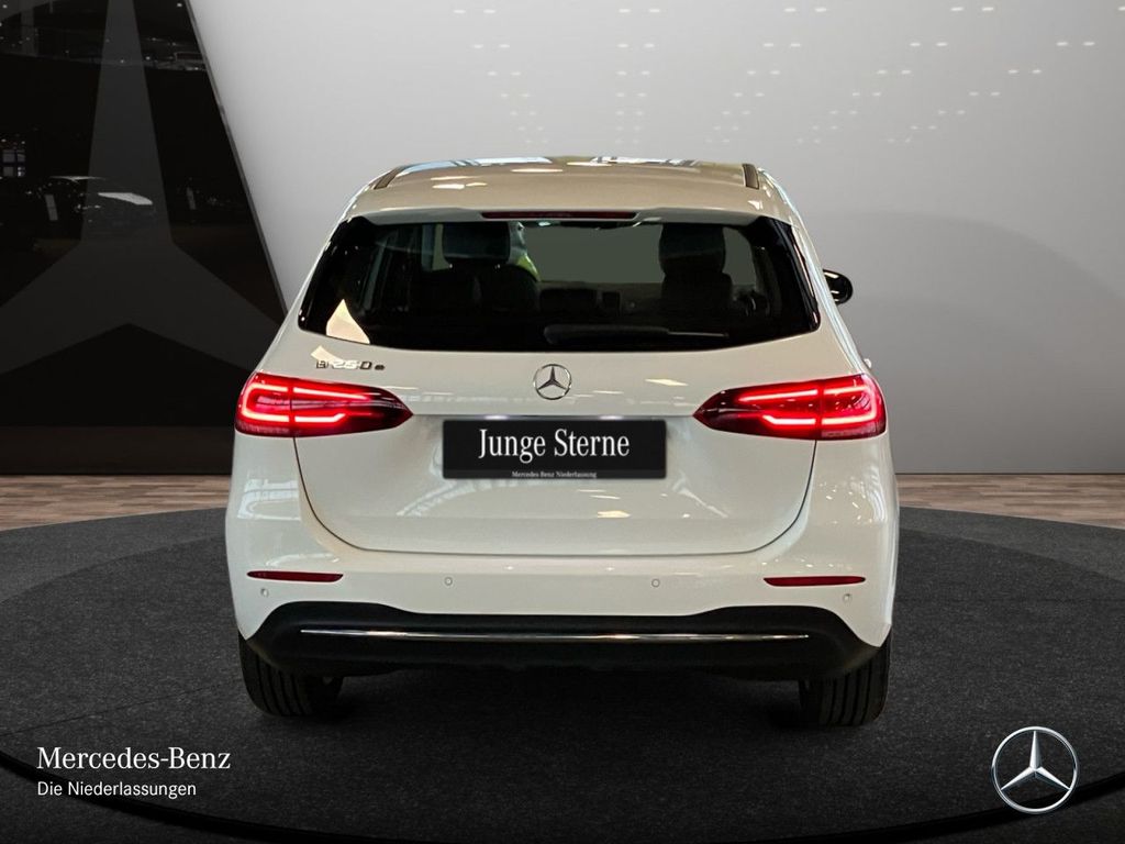 Mercedes-Benz B 250 2022