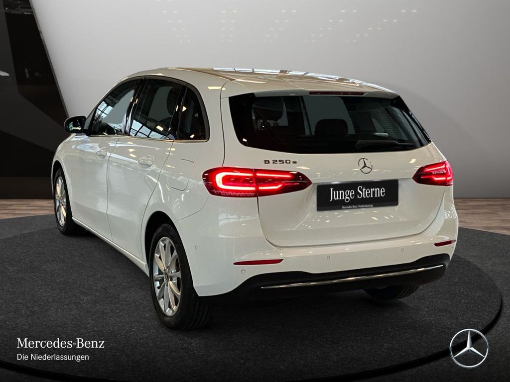 Mercedes-Benz B 250 2022