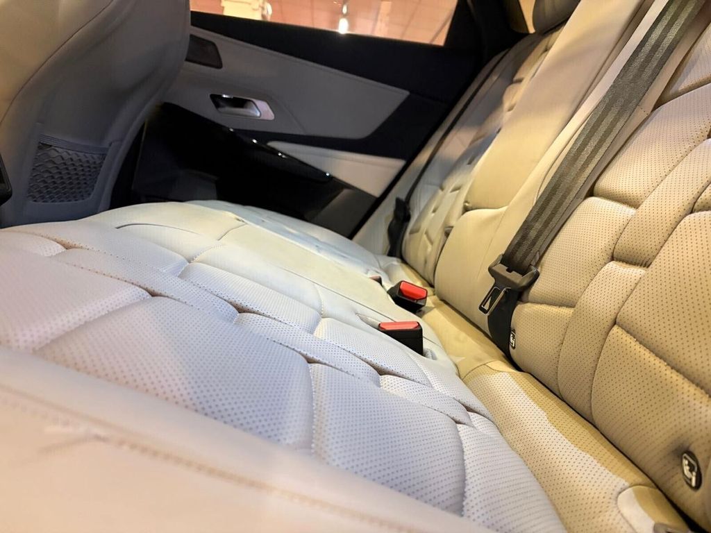 DS Automobiles DS7 (Crossback) 2025