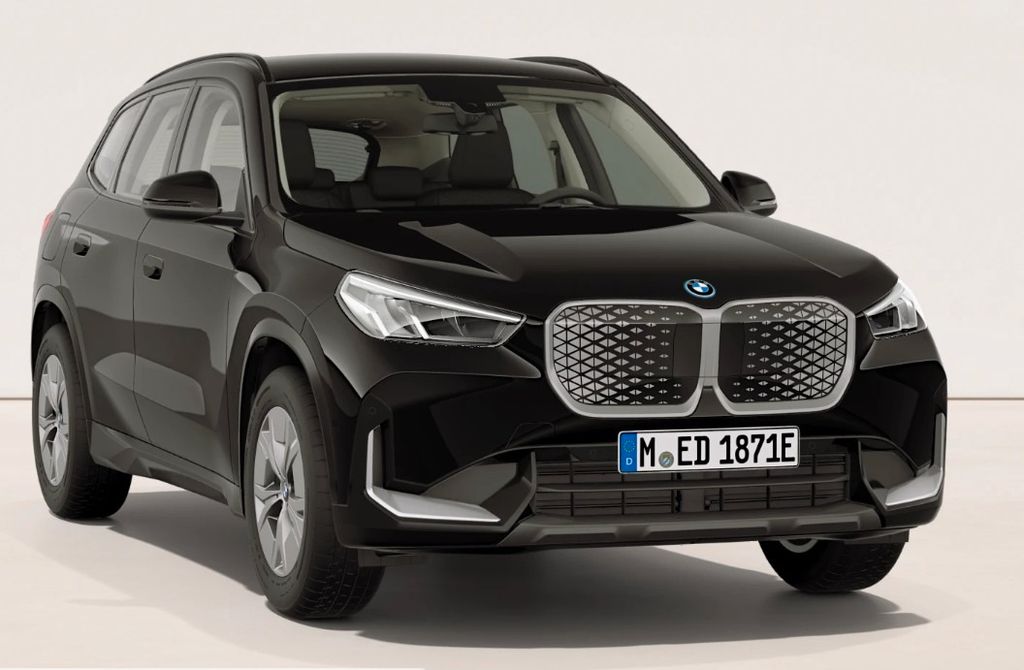 BMW iX1
