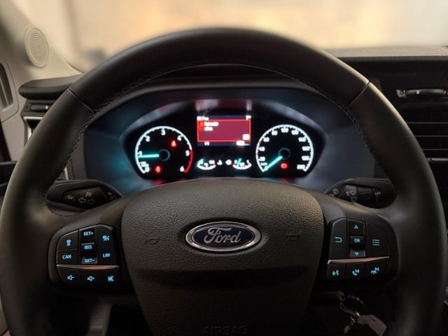 Ford Transit 2024