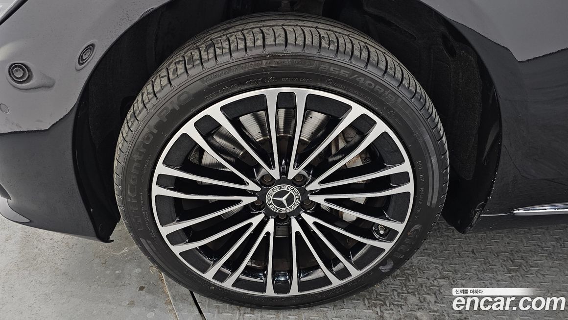 Mercedes-Benz S-Class 2022