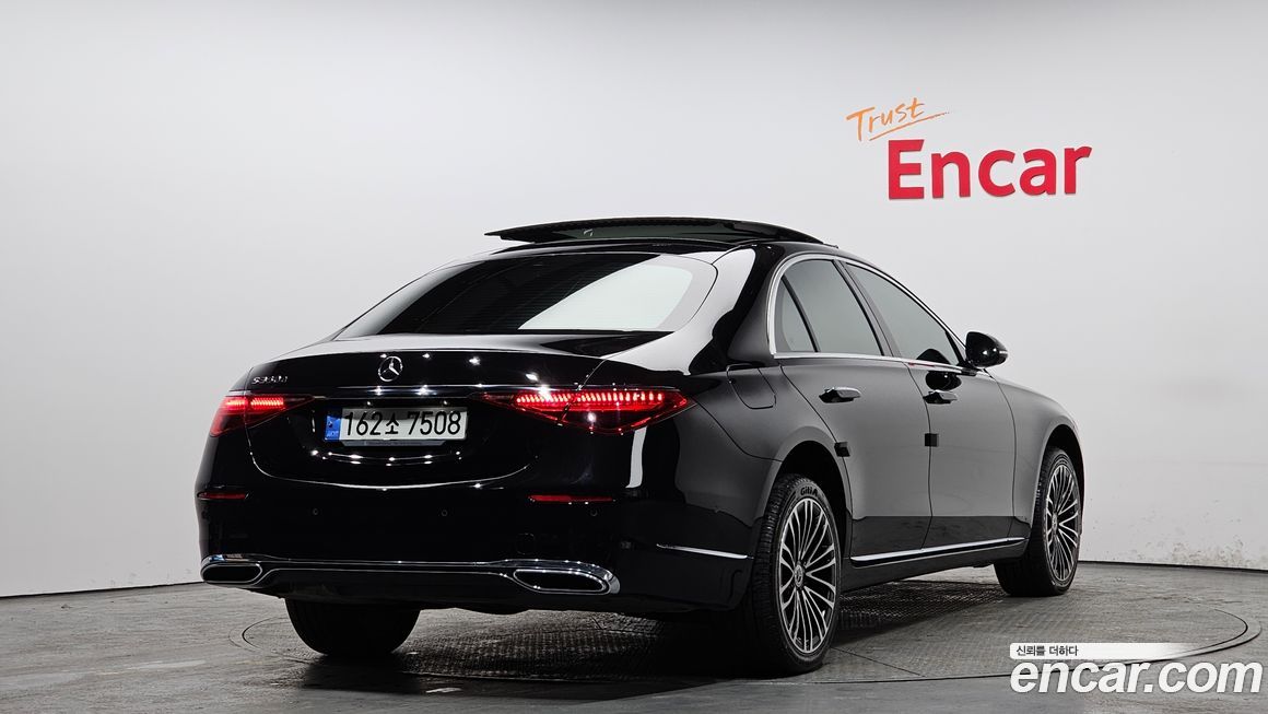 Mercedes-Benz S-Class 2022