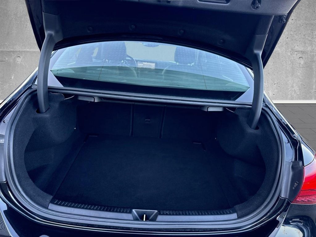 Mercedes-Benz A 180 2023