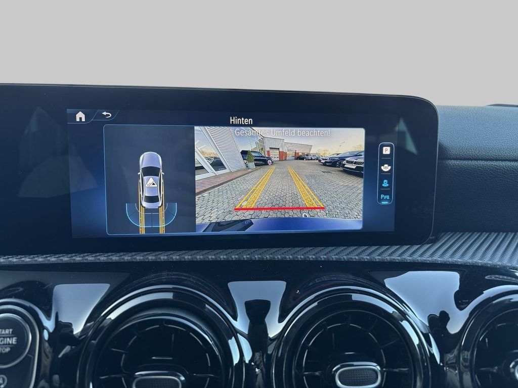 Mercedes-Benz A 180 2023