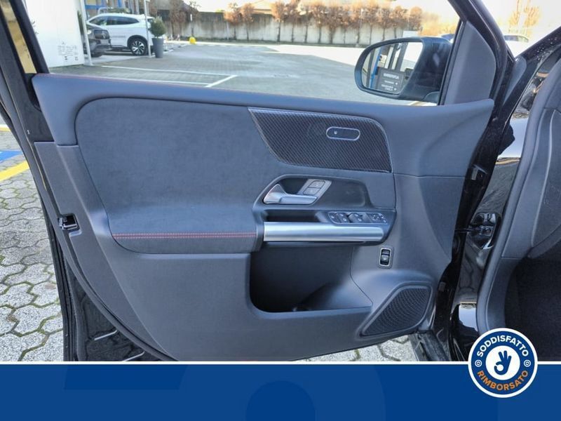 Mercedes-Benz B 180 2026