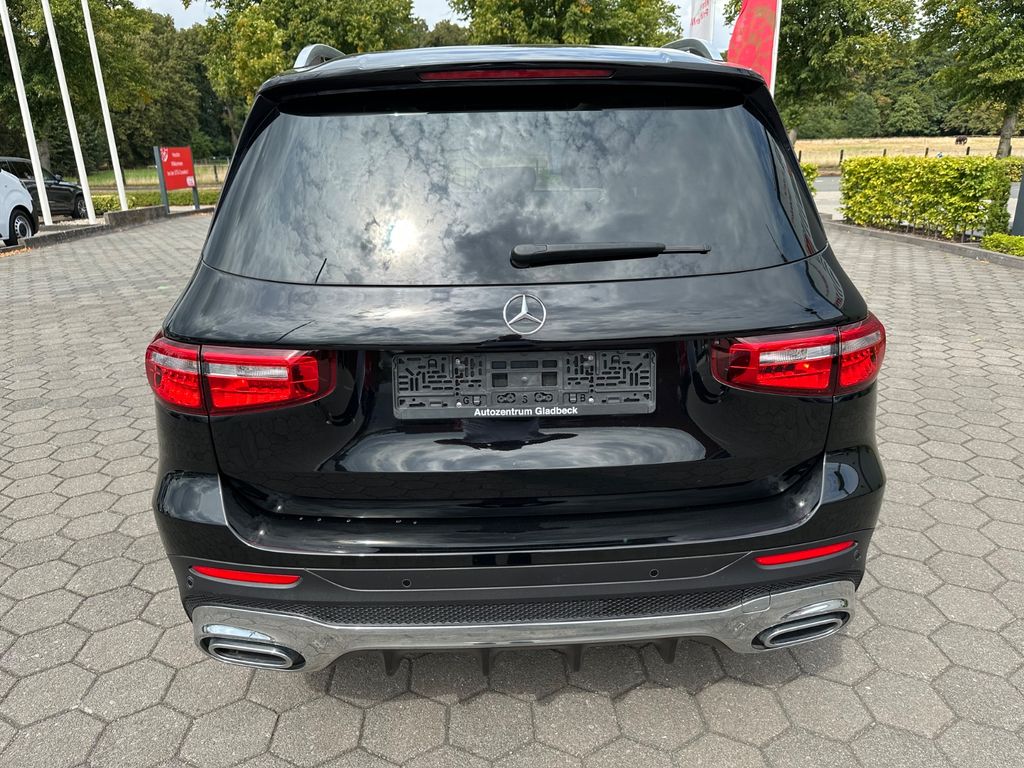 Mercedes-Benz GLB 180 2021