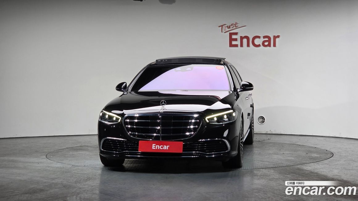 Mercedes-Benz S-Class 2021