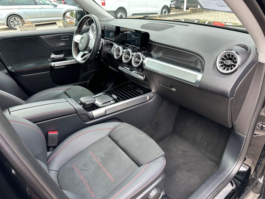 Mercedes-Benz GLB 180 2021