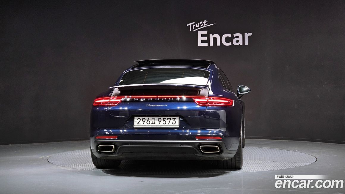 Porsche Panamera 2020