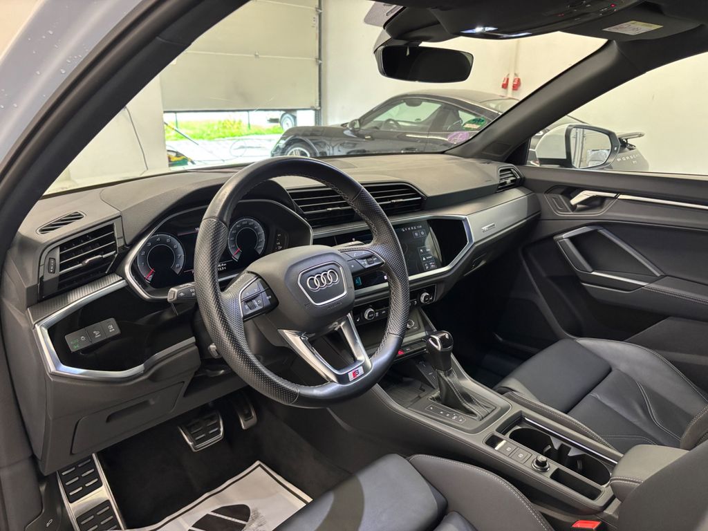 Audi Q3 2022