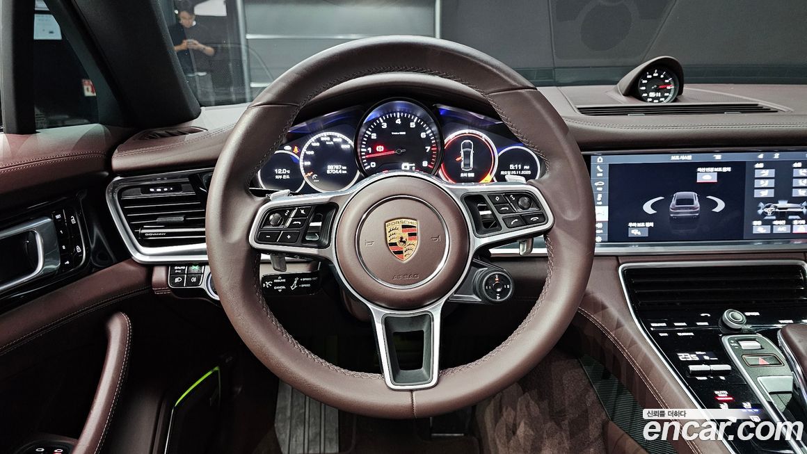 Porsche Panamera 2020