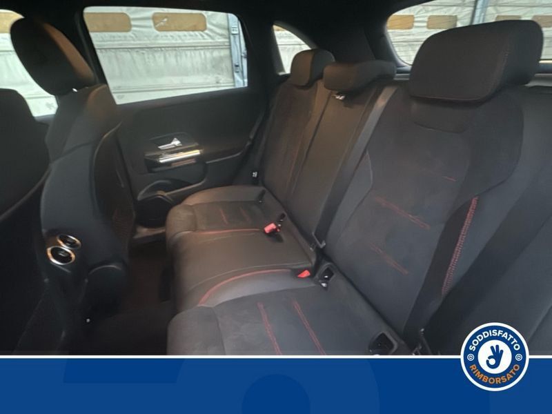 Mercedes-Benz B 180 2026