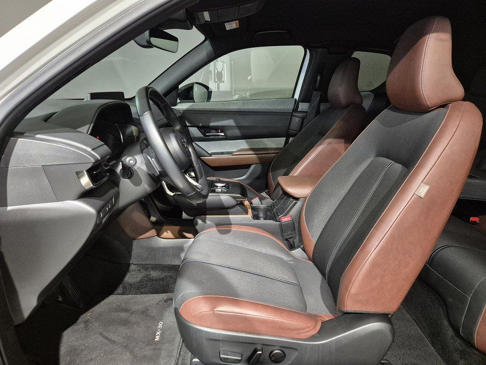 Mazda MX-30 2023