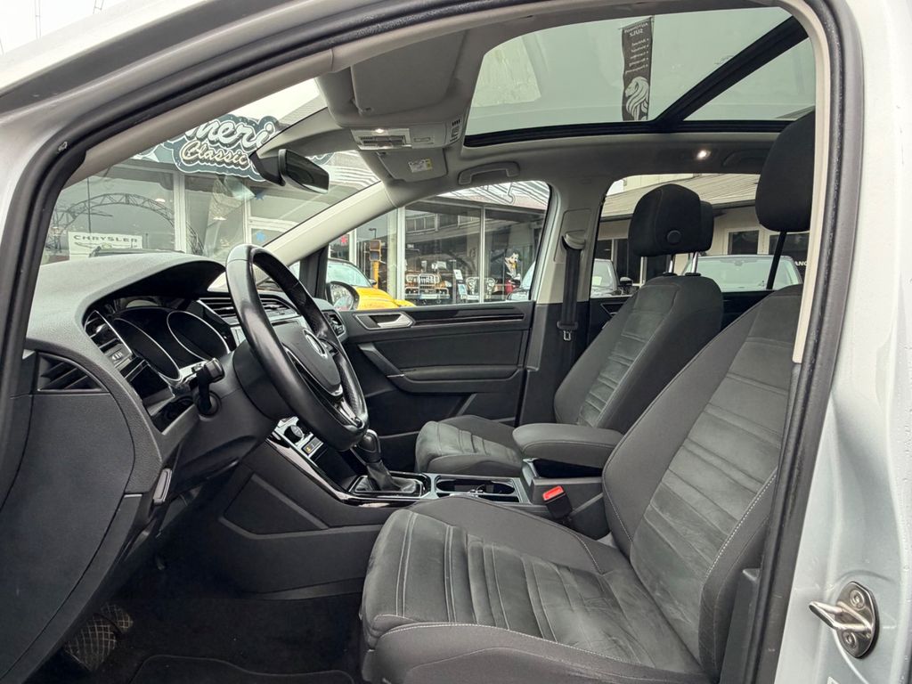 Volkswagen Touran 2021