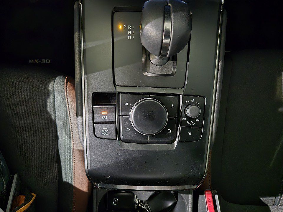 Mazda MX-30 2023