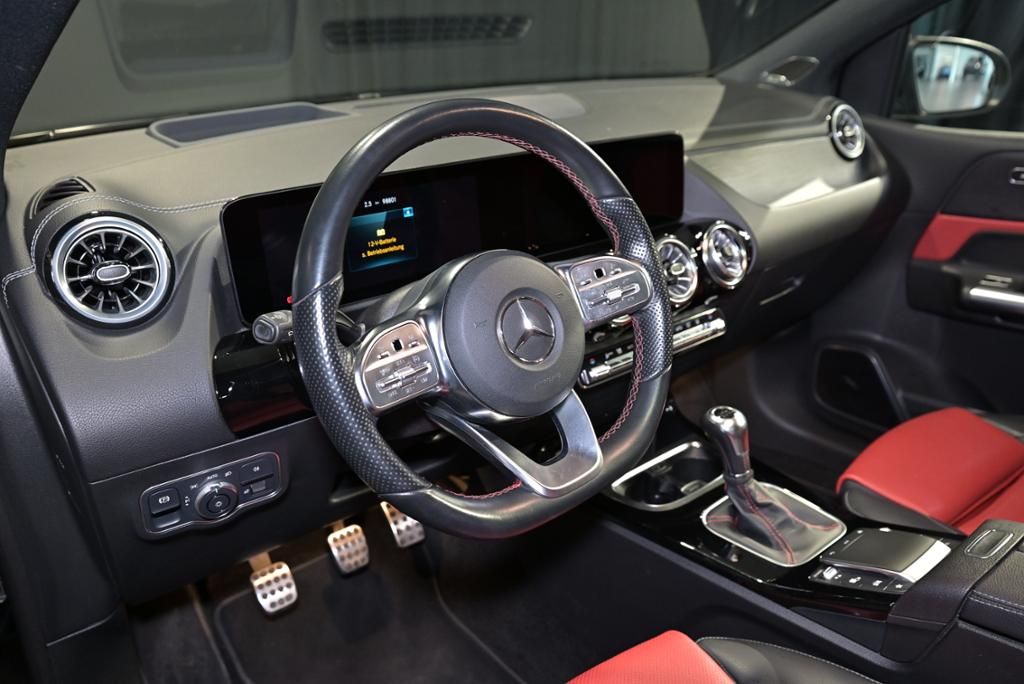 Mercedes-Benz B 200 2022