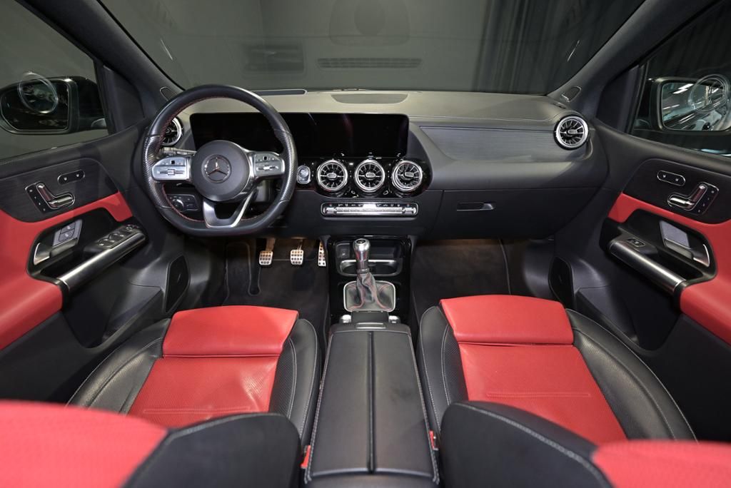 Mercedes-Benz B 200 2022