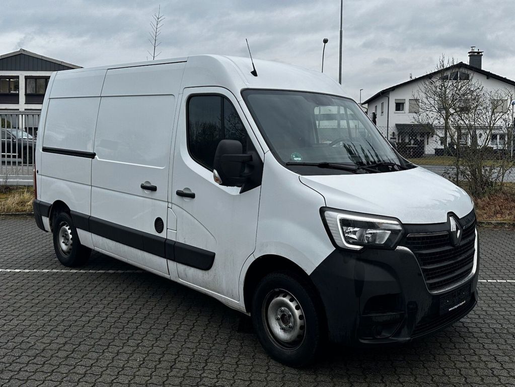 Renault Master 2021