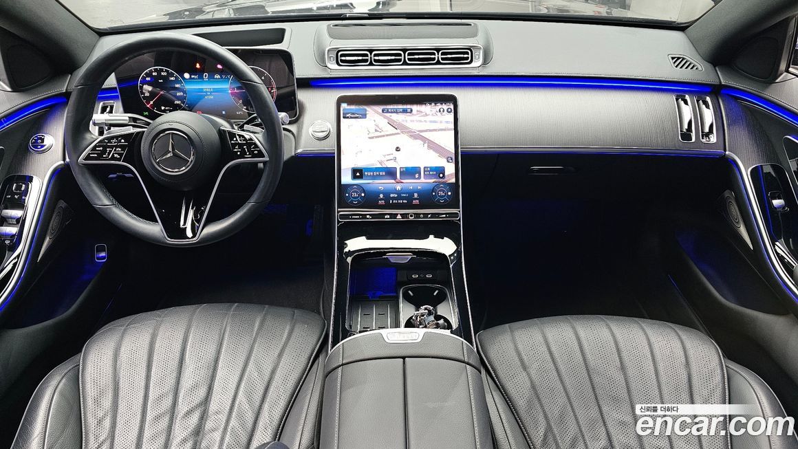 Mercedes-Benz S-Class 2021