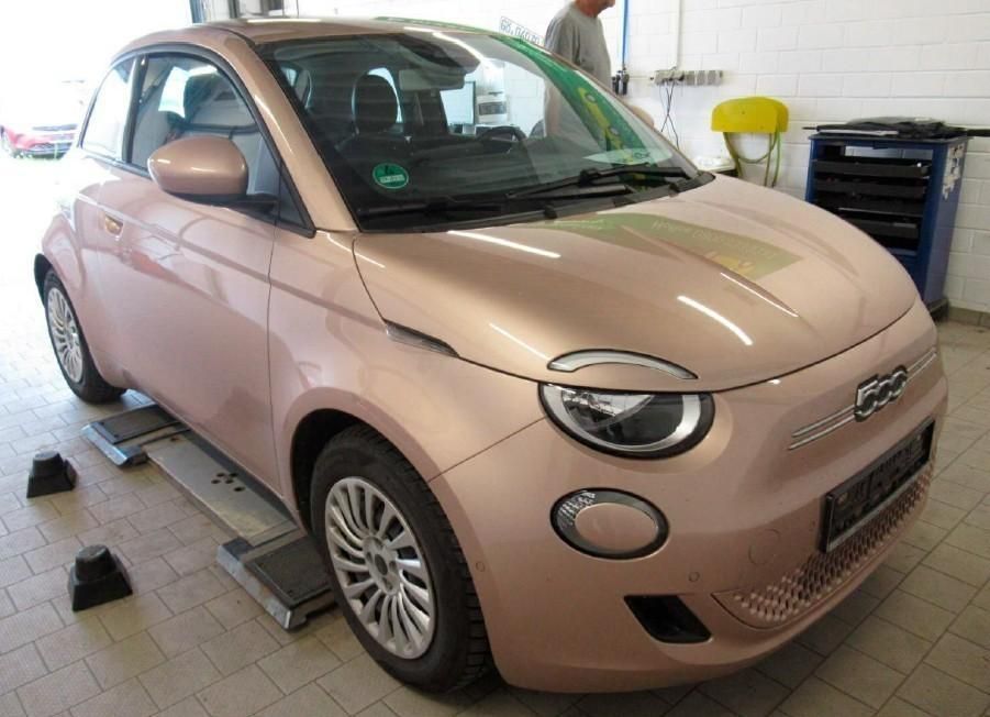Fiat 500e 2023