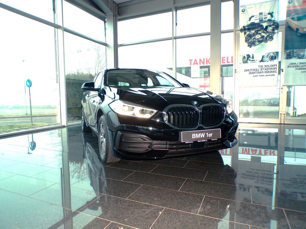 BMW 118 2022