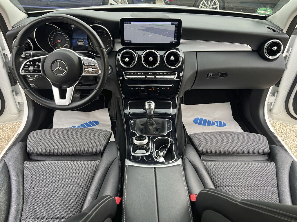 Mercedes-Benz C 200 2021