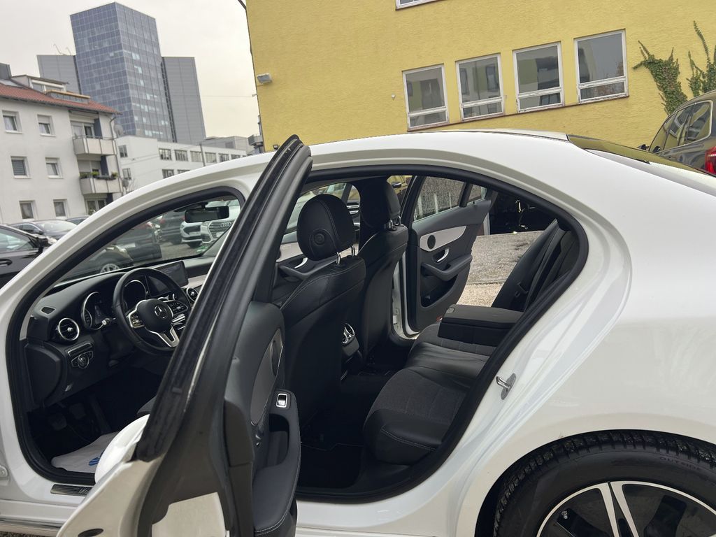 Mercedes-Benz C 200 2021