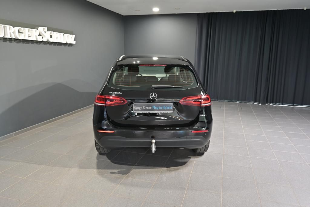 Mercedes-Benz B 250 2022