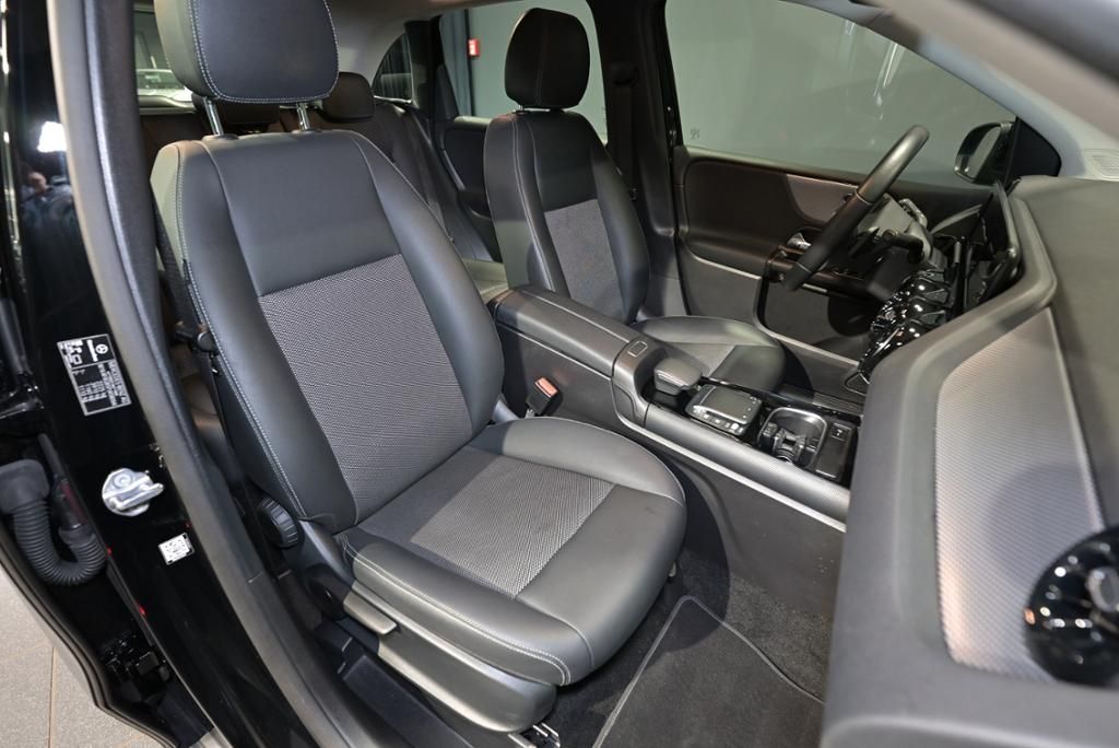 Mercedes-Benz B 250 2022