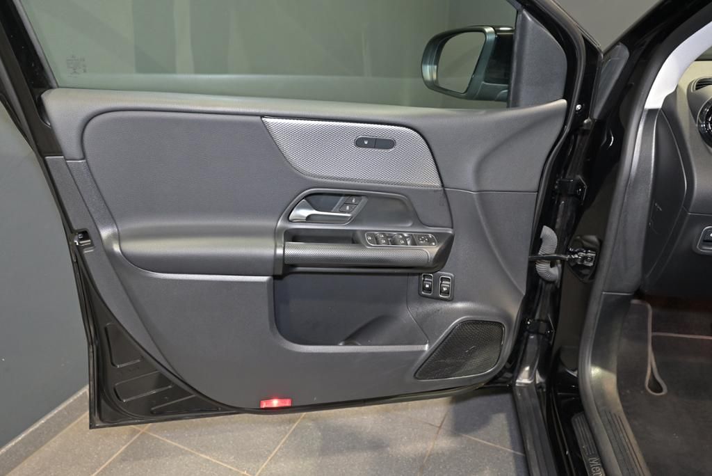 Mercedes-Benz B 250 2022