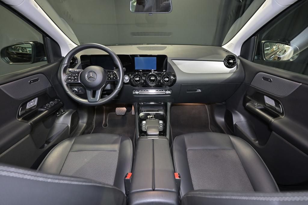 Mercedes-Benz B 250 2022