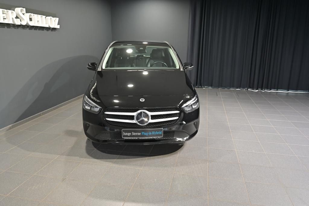 Mercedes-Benz B 250 2022