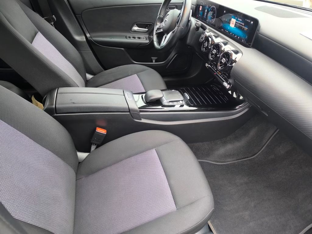 Mercedes-Benz A 180 2020