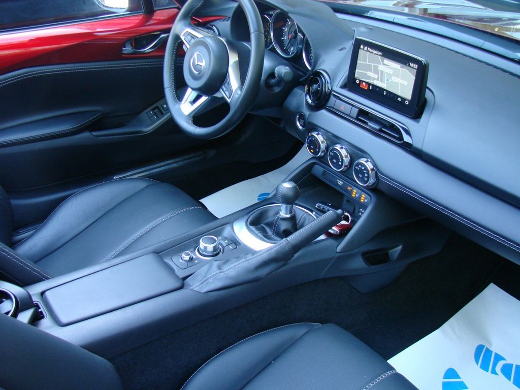 Mazda MX-5 2021