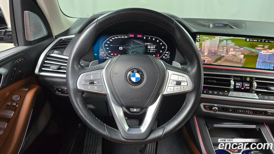 BMW X7 2021
